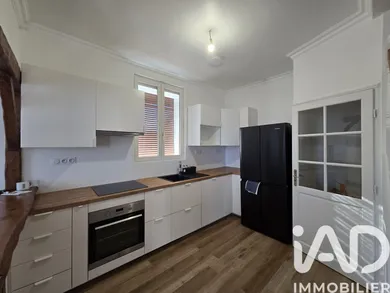 Apartment in Les Mureaux (78130)
