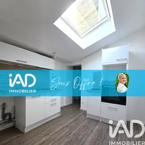 Building in Le Mans (72000)