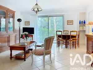 Apartment in Nantes (44100)