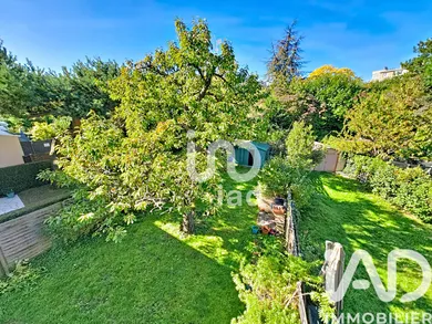 House in Suresnes (92150)