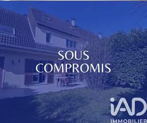 Traditional house in Périgny (94520)