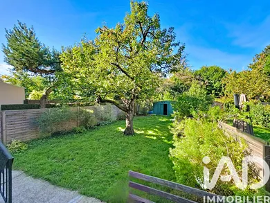 House in Suresnes (92150)