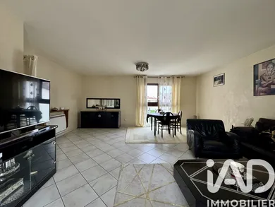 Apartment in Livry-Gargan (93190)