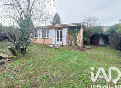 Traditional house in Fontenay-Trésigny (77610)
