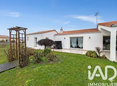 House in Le Perrier (85300)
