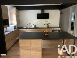 Apartment in Le Haillan (33185)