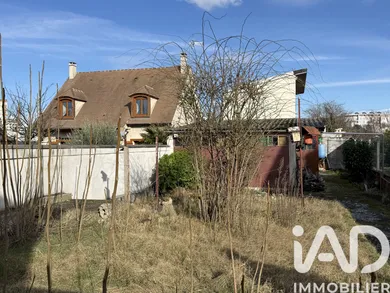 House in Nanterre (92000)