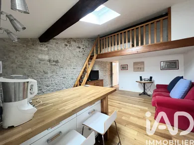 Apartment in La Rochelle (17000)