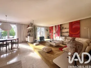 Maison traditionnelle à Lésigny (77150)