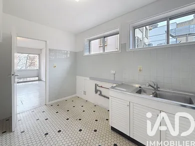 Apartment in Toulouse (31000)