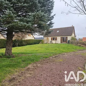 House in Beauchamps (80770)