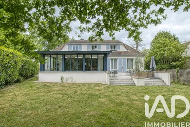 Maison à Verneuil-sur-Seine (78480)