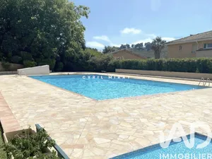 Apartment in Saint-Mandrier-sur-Mer (83430)