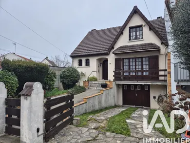 Traditional house in Stains (93240)