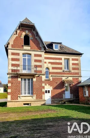 Maison de village à Amigny-Rouy (02700)