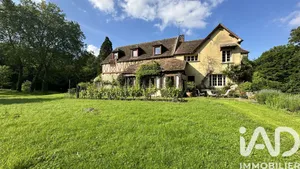 Demeure à La Queue-en-Brie (94510)