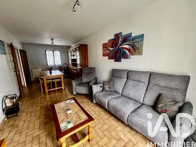 Maison traditionnelle à Vaujours (93410)