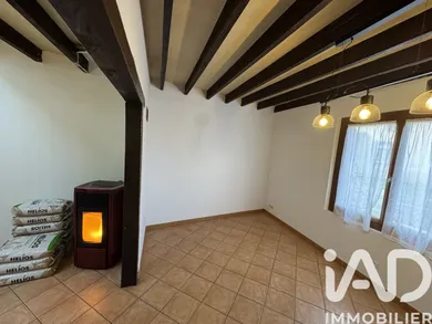 Maison de village à Val D'Yerre (28290)