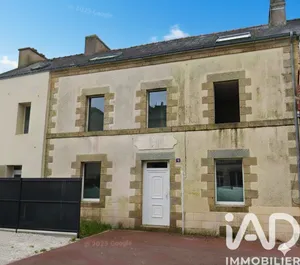 Immeuble à Bains-sur-Oust (35600)