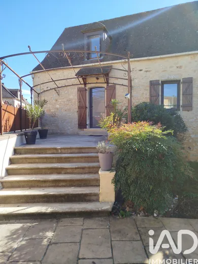 Village house in Saint-Martial-de-Nabirat (24250)