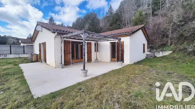 Maison traditionnelle à Solore en Forez (42130)