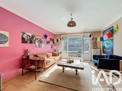 Apartment in Millau (12100)