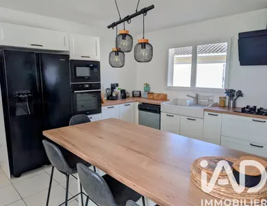 Maison traditionnelle à Saint-Seurin-sur-l'Isle (33660)