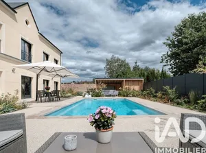 Mansion in Maintenon (28130)