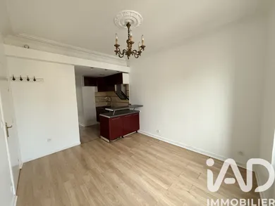 Apartment in Mantes-la-Ville (78711)