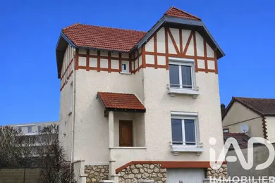 Townhouse in Chartres (28000)
