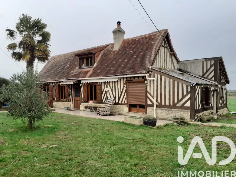 Maison 4 pièces 98 m² · à Saint-Pierre-en-Auge · 98 m² · 160 000 €