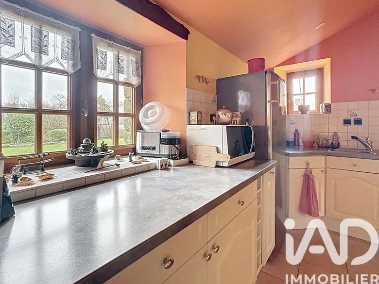 Maison 8 pièces 180 m² · à Lanrodec · 180 m² · 237 000 €