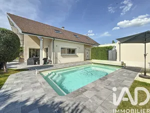 Maison à Brie Comte Robert (77170)