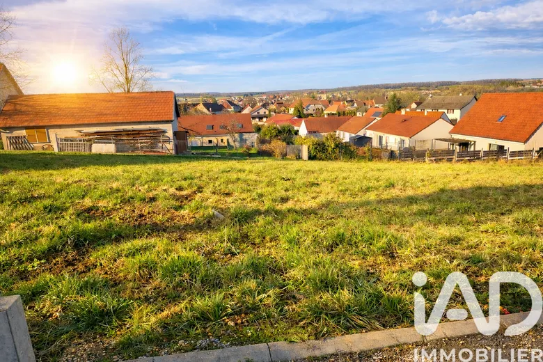 Terrain à bâtir à Rans (39700) · 49 500 €