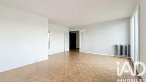 Apartment in Colombes (92700)
