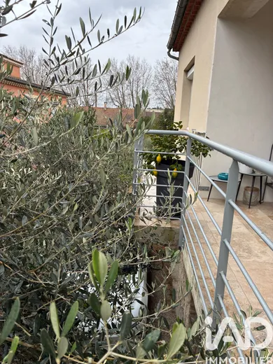 House in Le Pontet (84130)