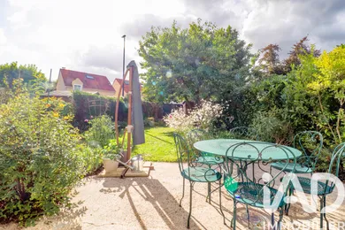 Maison à Magny-les-Hameaux (78114)