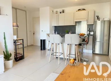 Apartment in Aix-en-Provence (13090)