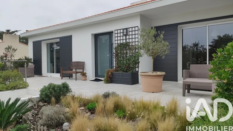 Maison 9 pièces 217 m² · à Saint-Gilles-Croix-de-Vie · 217 m² · 840 000 €