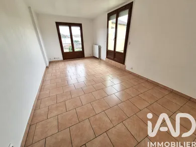 Apartment in Moirans (38430)