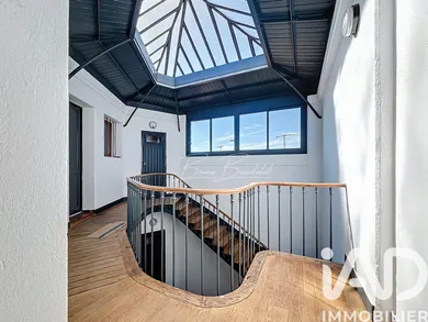 Apartment in Bordeaux (33100)