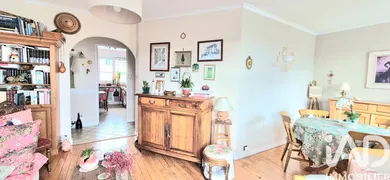Apartment in Saint-Étienne (42100)