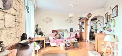 Apartment in Saint-Étienne (42100)