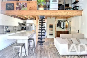 House in Rousset (13790)