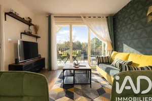 Apartment in Parentis-en-Born (40160)