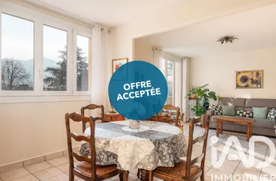 Apartment in Saint-Martin-d'Hères (38400)