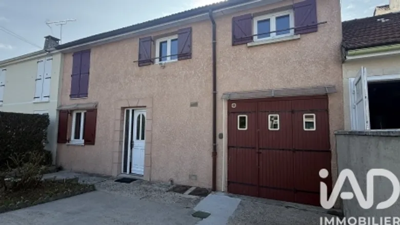 Maison 5 pièces 126 m² · à Breteuil · 126 m² · 151 000 €