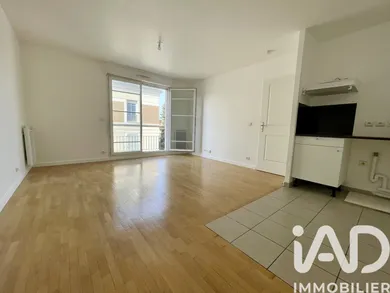 Apartment in Les Clayes-sous-Bois (78340)