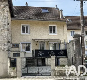 Maison de village à Serrières-de-Briord (01470)