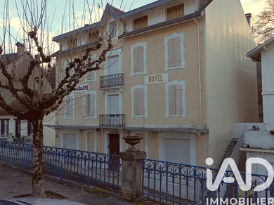 Immeuble à Capvern (65130)